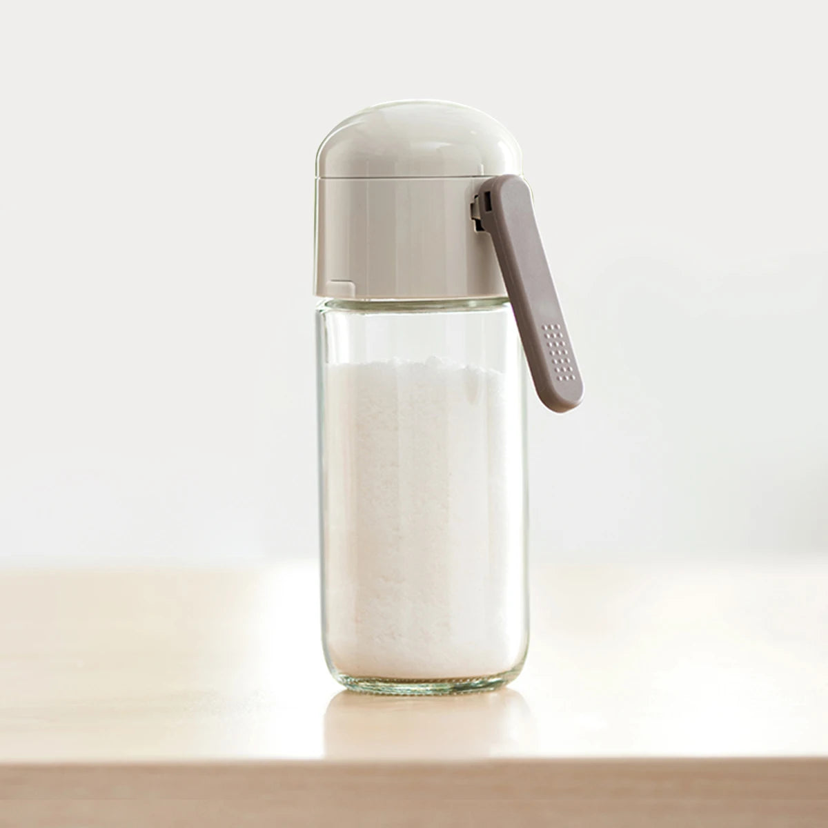 Quantitative Salt Shaker Dispenser